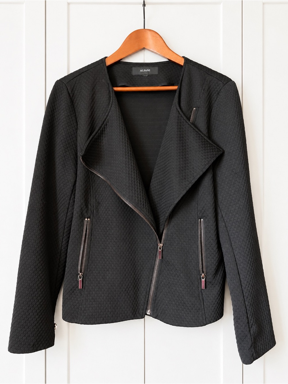 Alfani Women's Black Quilted Asymmetric Zip Jacket (L)